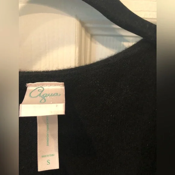 Aqua Cashmere Ruffled Duster Final Sale - Picture 8 of 12